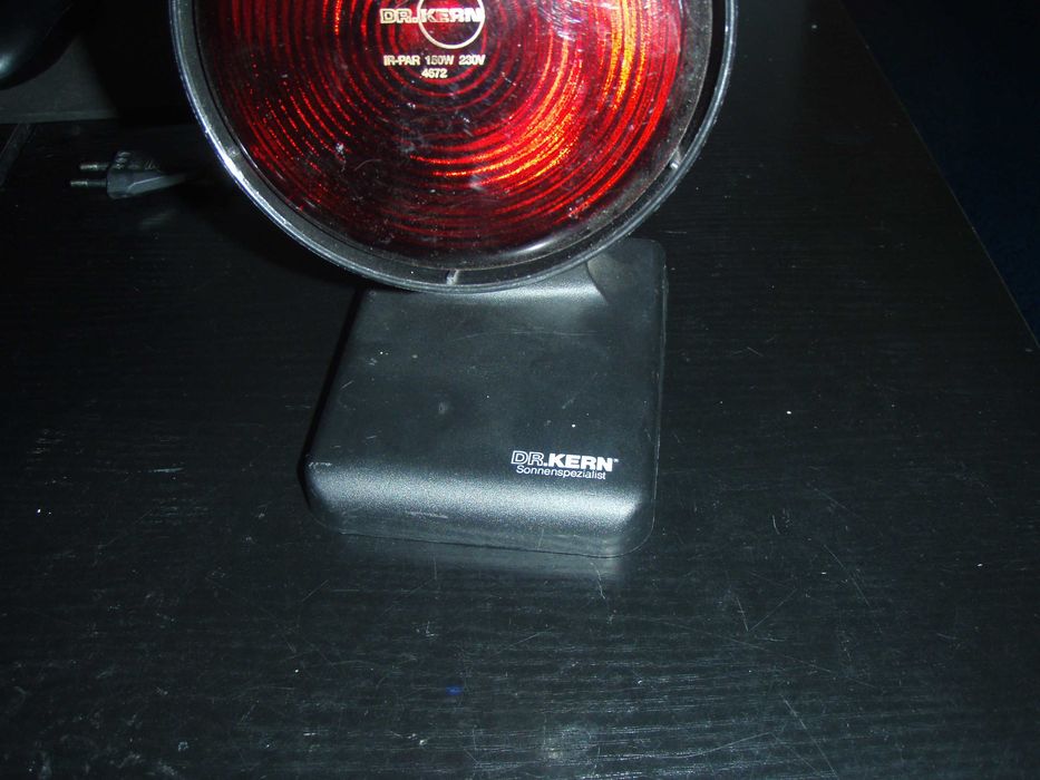 Lampa infrarosu 150W Dr KERN