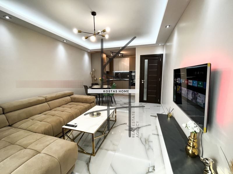 Продава се Двустаен апартамент в к.к. Св.Св. Константин и Елена - 68 кв.м за 3162 €/кв.м - Снимка #8