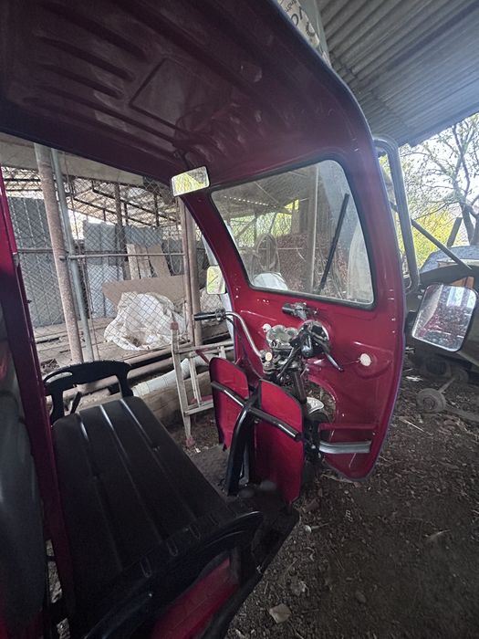 Vand triciclu stare buna