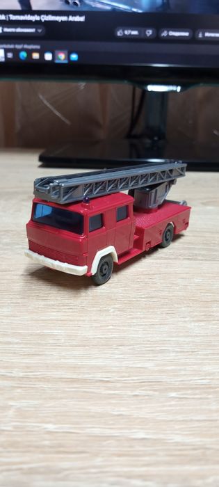 Продавам мини колексионерски колички