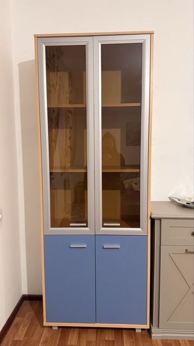 продается шкаф