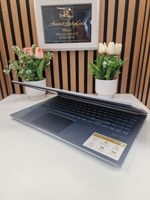Asus VivaBook i3 Gen 12 update to 4,4 GHZ 15.6 inch 256GB SSD 8GB RAM Intel UHD Graphics fără Încărcător Garanție!#21822