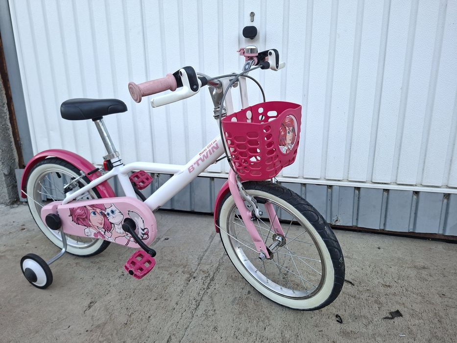Bicicleta Btwin Docto Girl 16", pentru copii 4-7 ani.