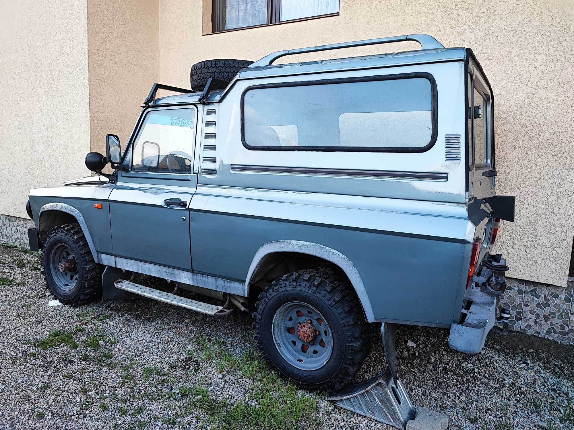 Vând ARO 243D an 2000 motor Isuzu.