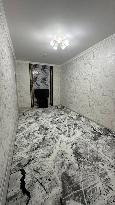 Квартира сотилади янгихает тумани 16 этажка 1- этаж 2 хонали 60 кв