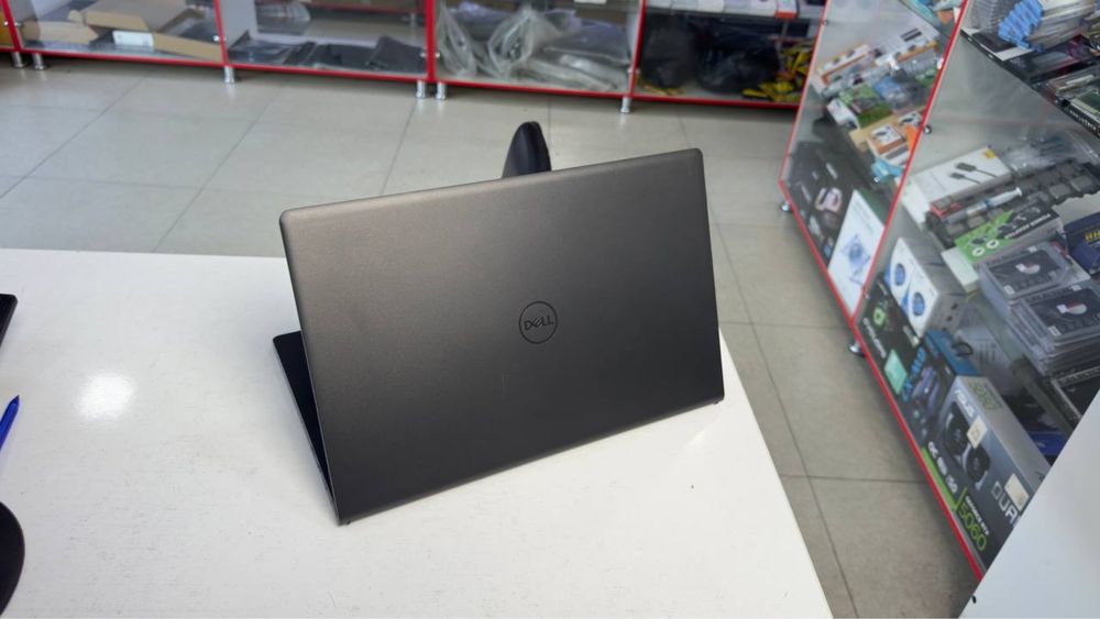 Dell Amerikanskiy core i5,13 Avlod eng soʻngi atiga 1 kun ishlagan