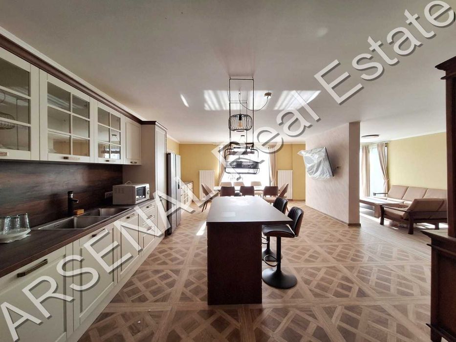 Уникален, МНОГОСТАЕН апартамент, под наем в Горна Баня