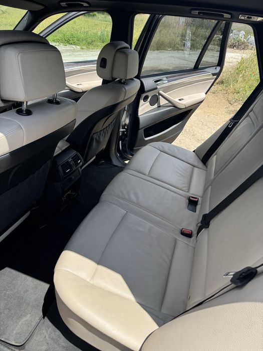 BMW X5 2010 4.0 d xDrive