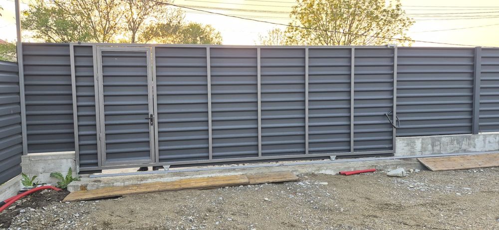 Tablă Cutată T 35A pentru fațade de gard 7016 gri antracit mat