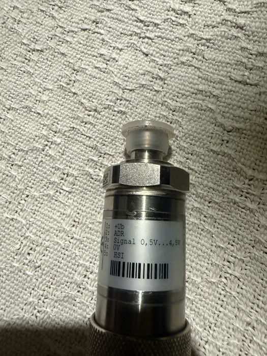 Transmitator de Presiune ,HIDAC HDA4748-H-0600,Este un senzor robust !