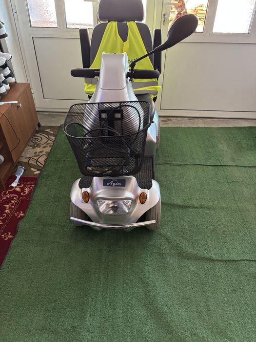 Електрическа четириколка