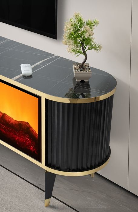 Шкаф с декоративна камина за телевизор