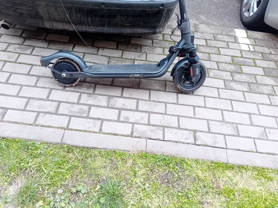 De vânzare trotineta