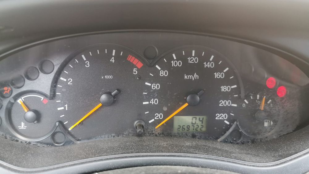 Ford Focus 1, an 2001