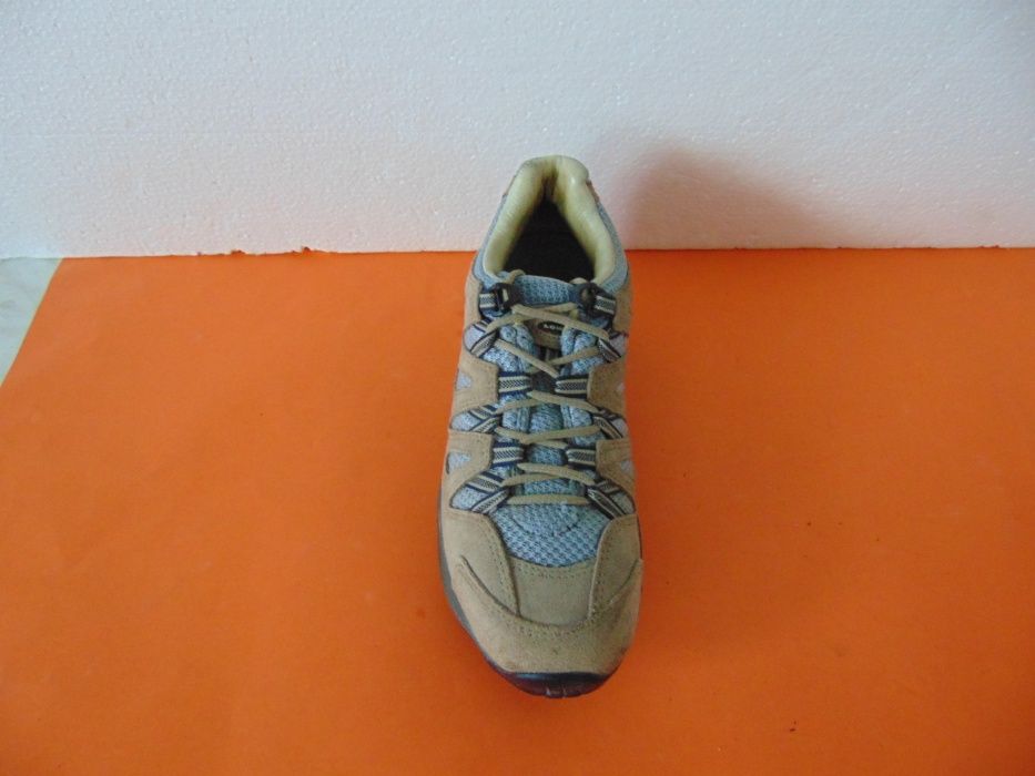 Lowa Vibram номер 39 Оригинални туристически обувки