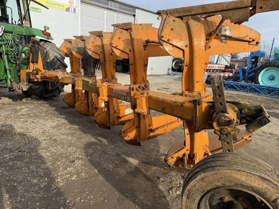 Plug HUARD Goizin cu 5 brazde reversibil hidraulic