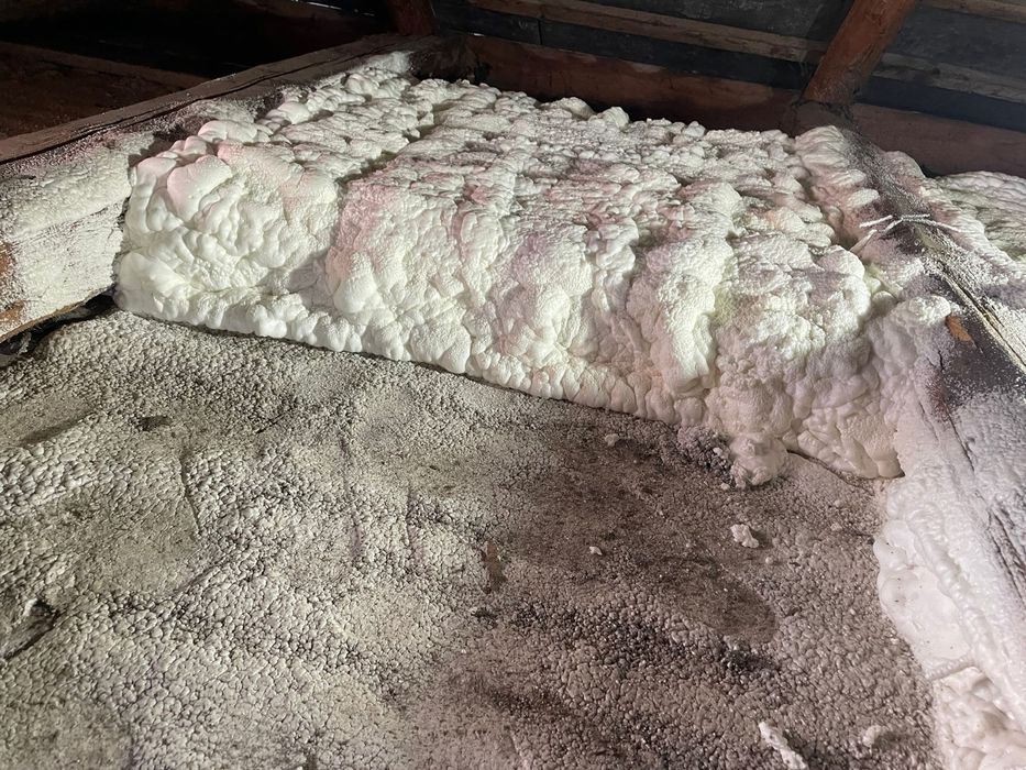 Izolatii spumă poliuretanică