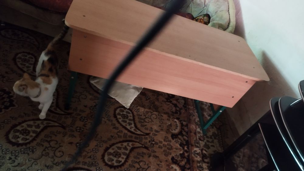 Продается парта со стулом в идеальном состоянии