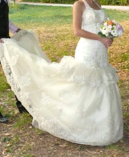 Уникална булчинска рокля