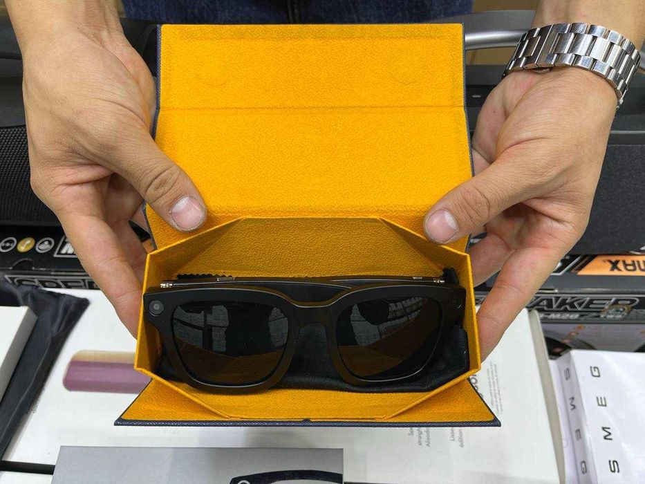 смарт очки с видеокамерой и наушником