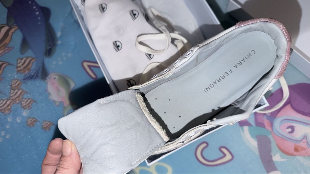 Детская обувь на девочку