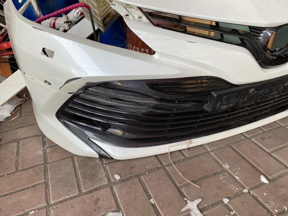 Бампер Тойта камри 70