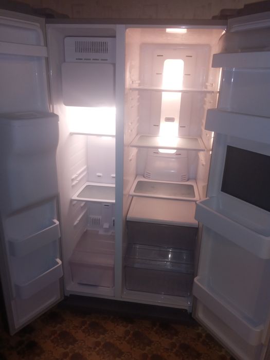 Холодильник. No frost. Side by side. Самсунг