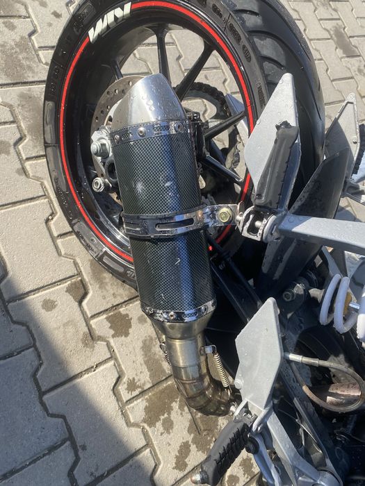 Ktm Duke Naked anul 2011