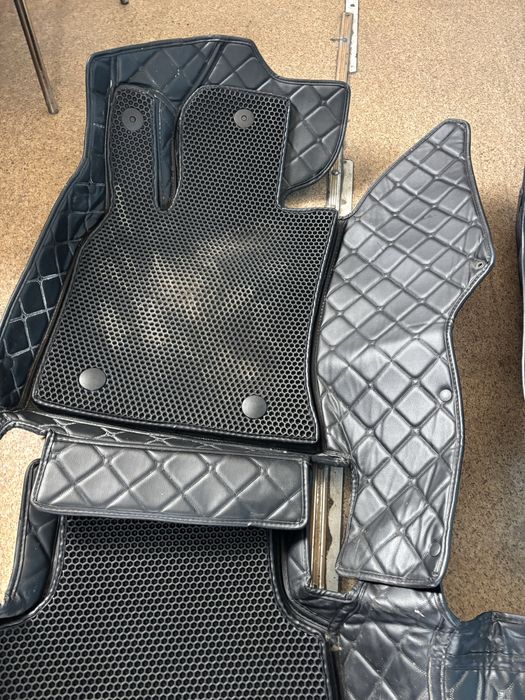 Продам 3 д полики камри70