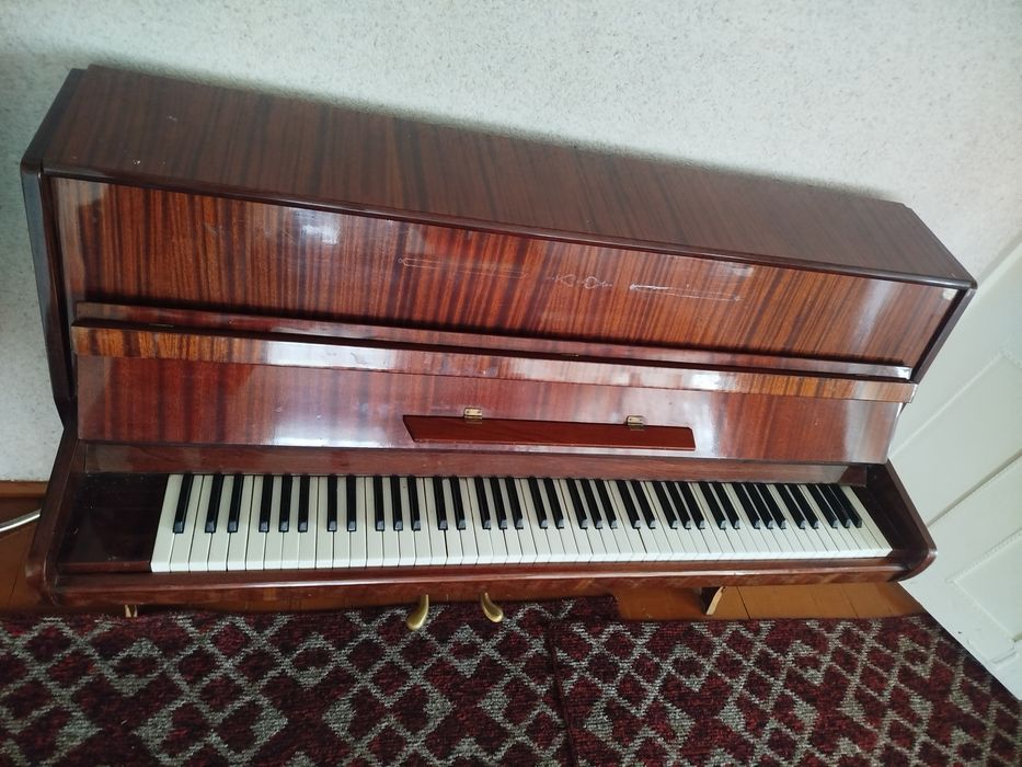 Pianina sotiladi