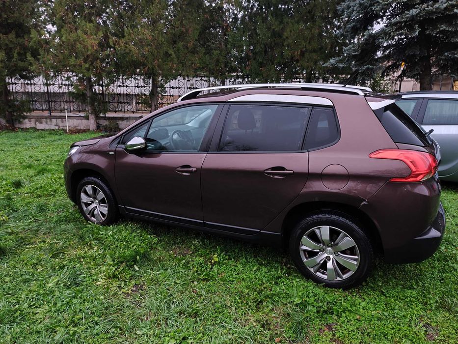 Пежо 2008 1,2VTi, 2015, 112000 km