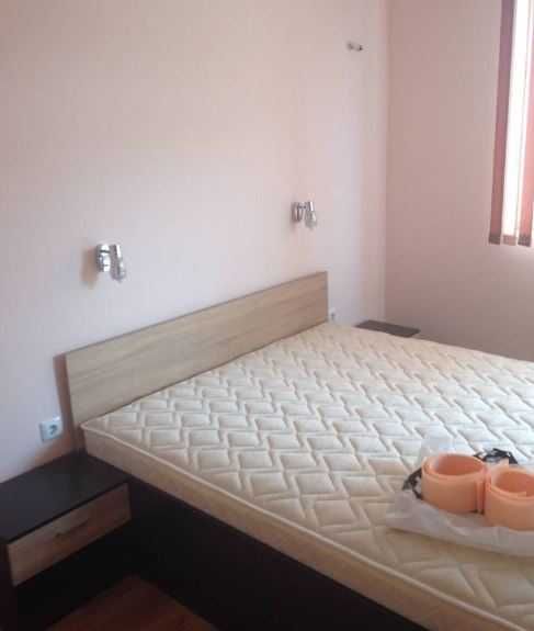 Дава се под наем Двустаен апартамент в Бургас, Меден рудник - зона А - 60 кв.м за 150 € - Снимка #2