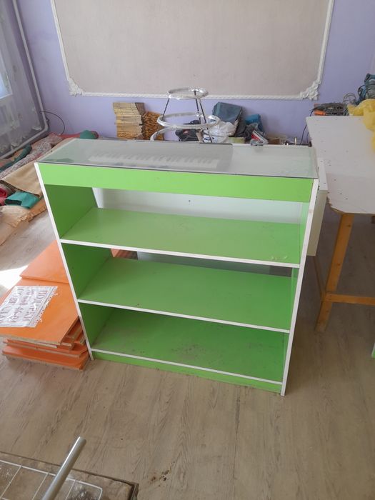 Полки для магазина