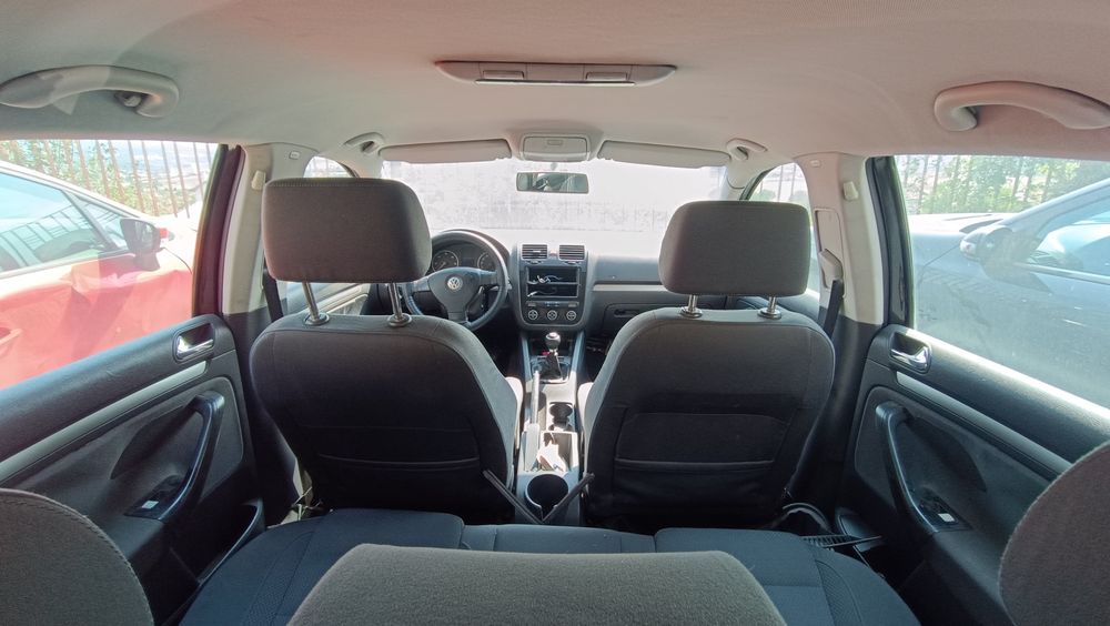 Продавам Голф 5 2.0tdi 140кс. BKD на ЧАСТИ, както и още над 16 голфа