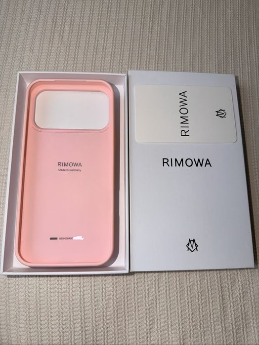 Чехол Rimowa для Apple iPhone 17 Pro Max,розовый