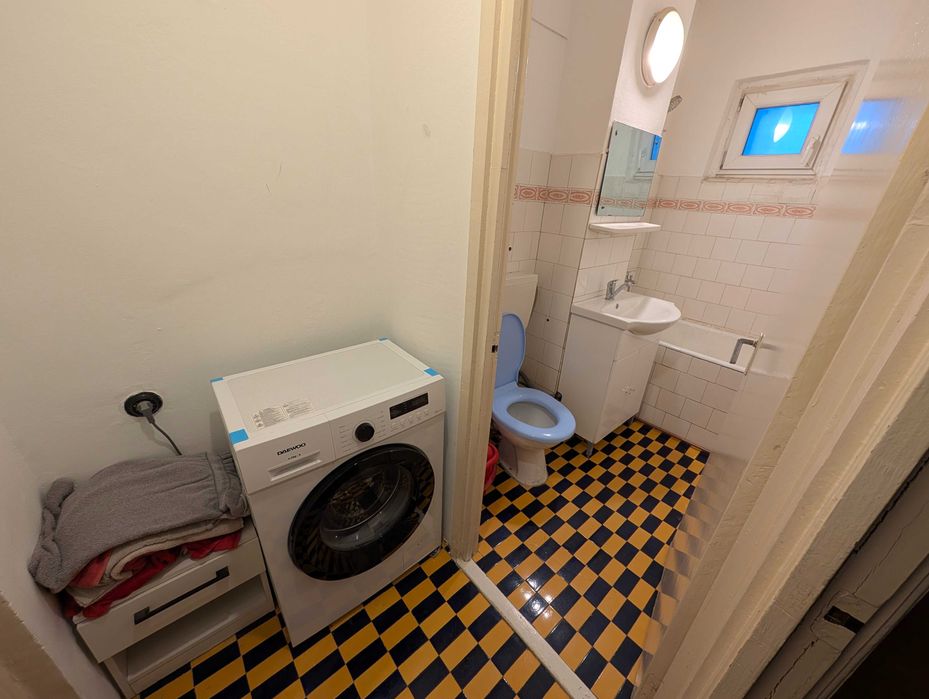 Proprietar, 3 camere Torontaluilui, 300m Iulius Town.