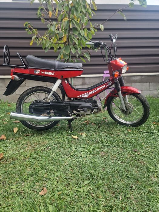 Moped puch hero.