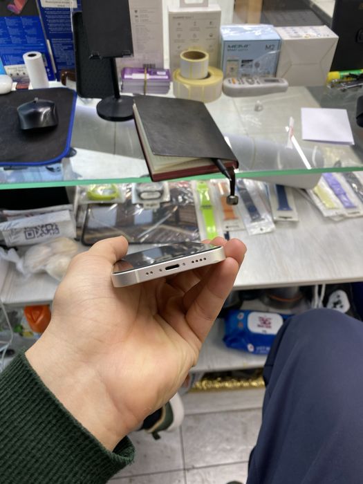 Iphone 12 mini white