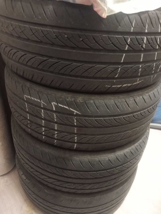 Шины летние 235-50-R19