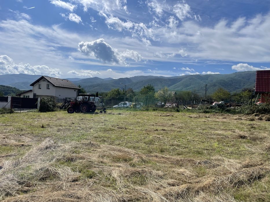 Teren-Cisnadie -992 m2(Chateau Therry)