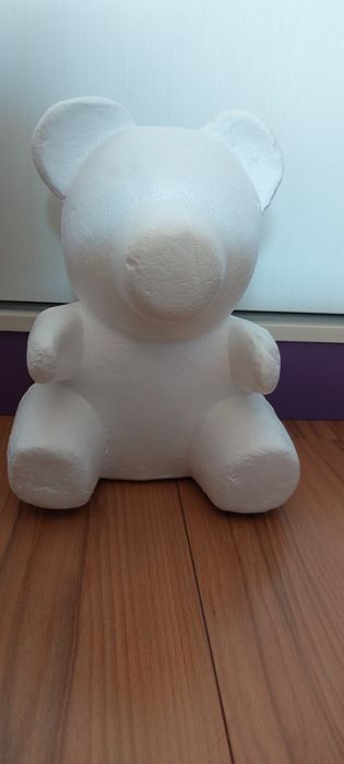 Стиропорено мече