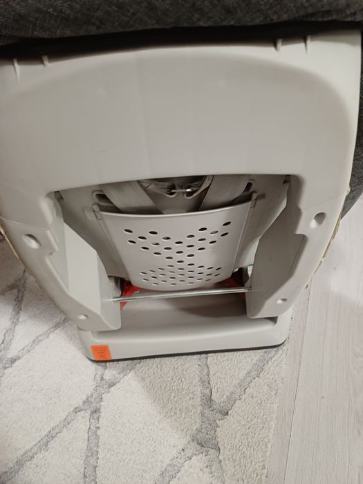 Детско столче за кола