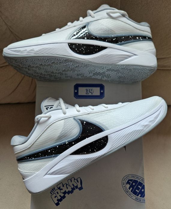 Nike Giannis Freak 6