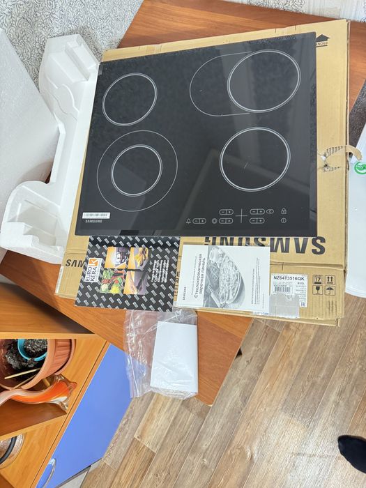 Варочная панель самсунг.