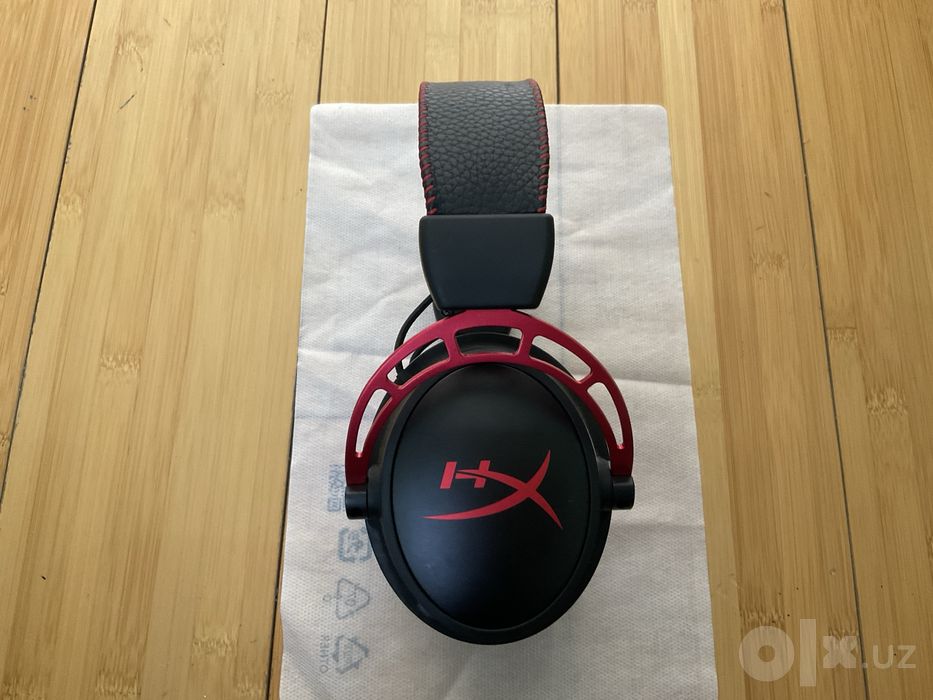 Наушники игровые, HyperX cloud Alpha.