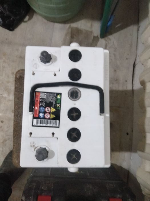 Аккумулятор салынады