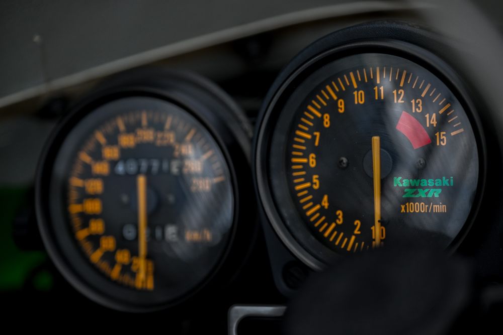 Se vinde Kawasaki ZXR750 L3