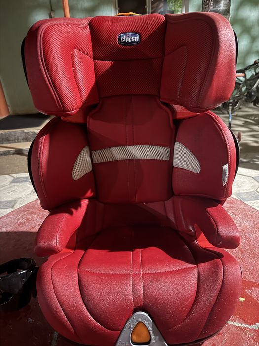 Продам детское авто кресло