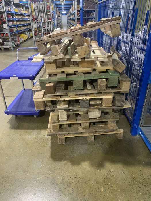 Поддоны некондиция за все 2000 т