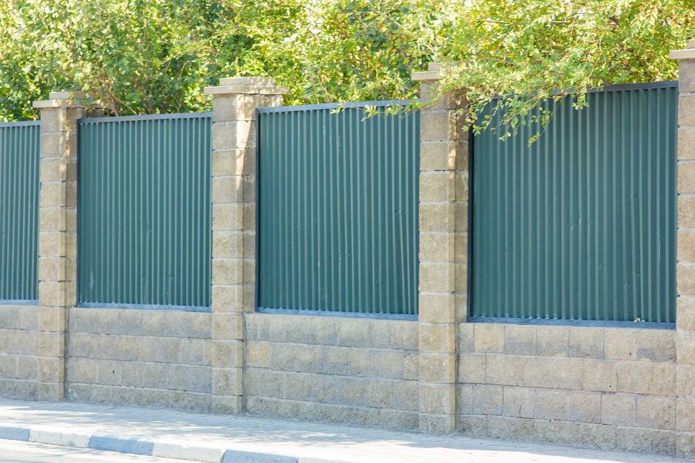 Профлист (Proflist, Profnastil) для забора, крыши; дёшево; в размер